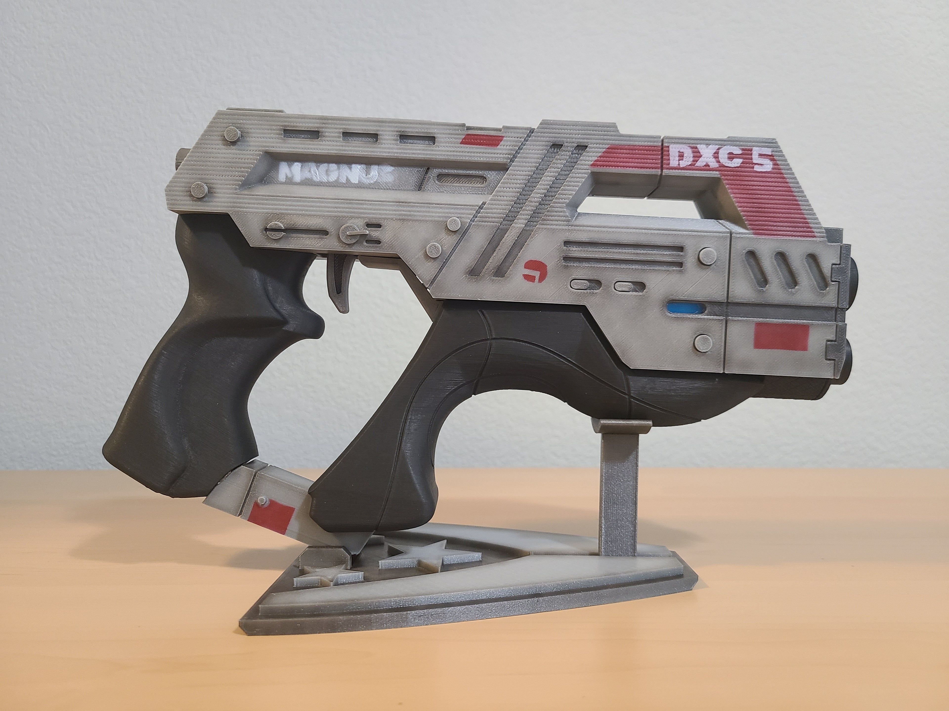 Mass Effect M-6 Carnifex Replica with Stand - Commander Shepard's Sidearm
