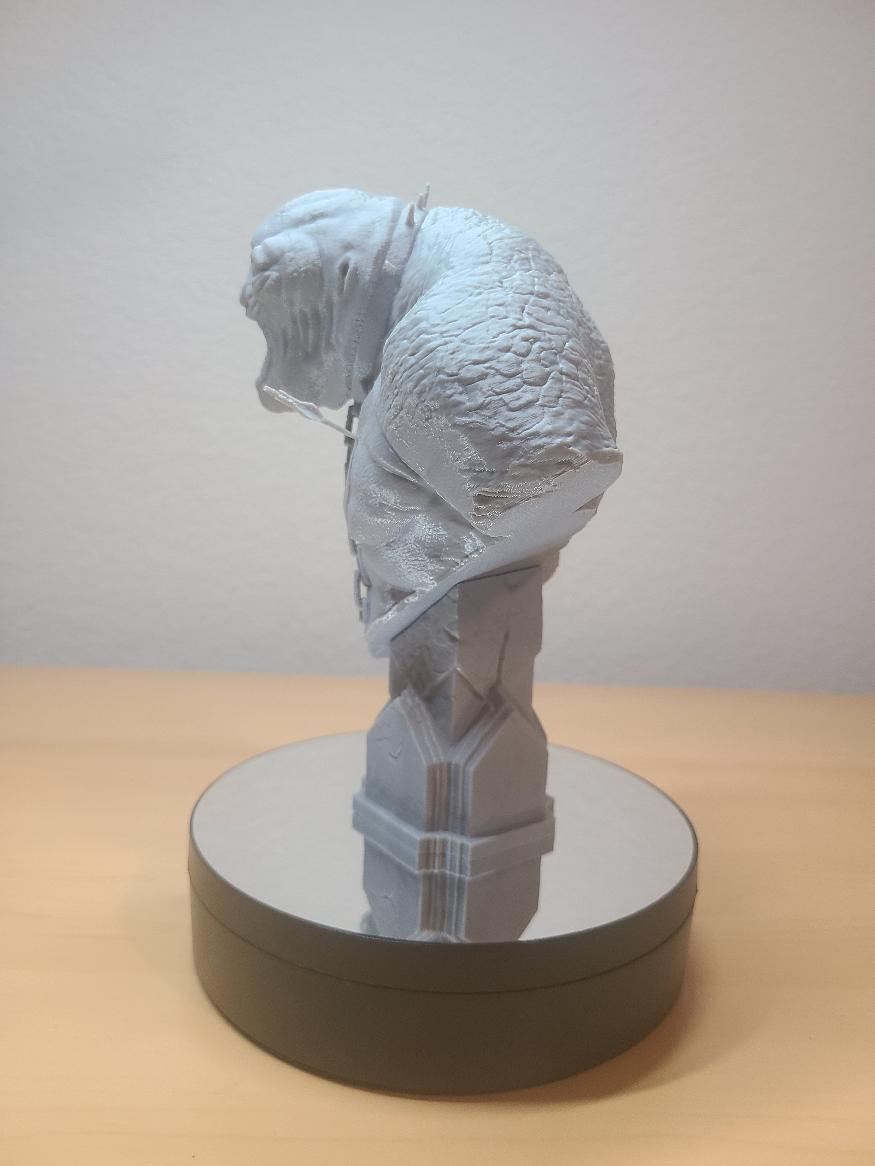 Cave Troll Bust – Epic Lord of the Rings Collectible