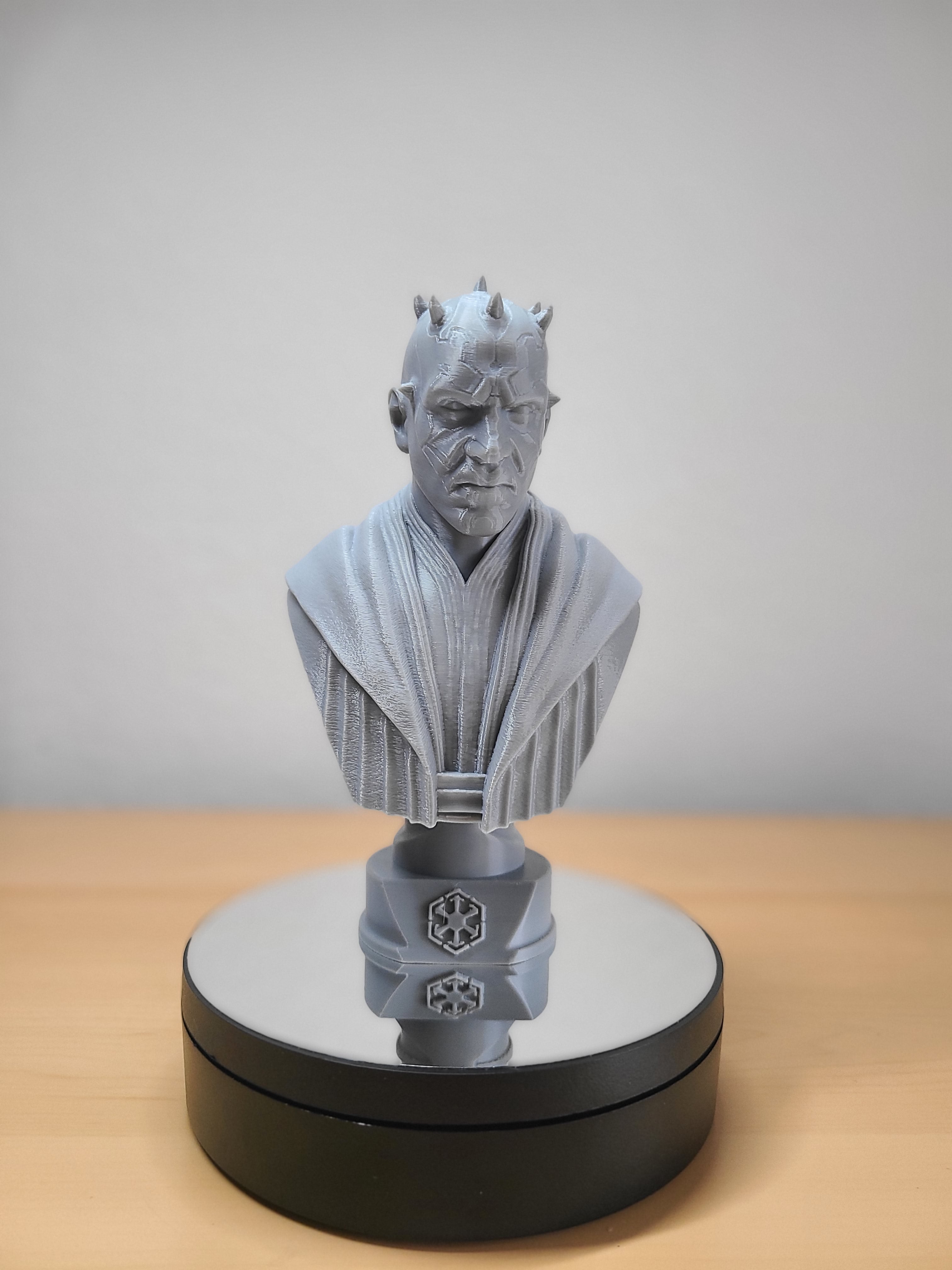 Darth Maul Bust – Iconic Star Wars Collectible