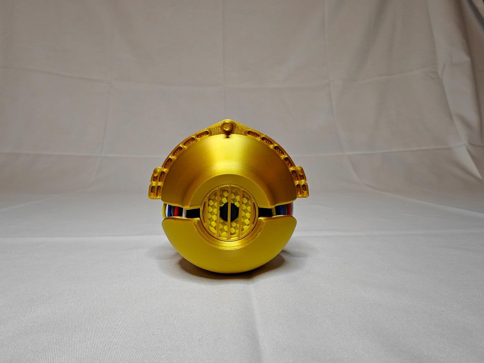 C-3PO Poké Ball – Star Wars & Pokémon Inspired Mashup Collectible