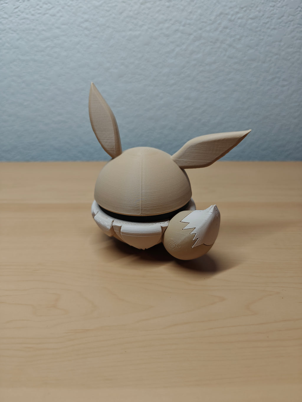 Eevee Ball – Pokémon-Inspired Poké Ball