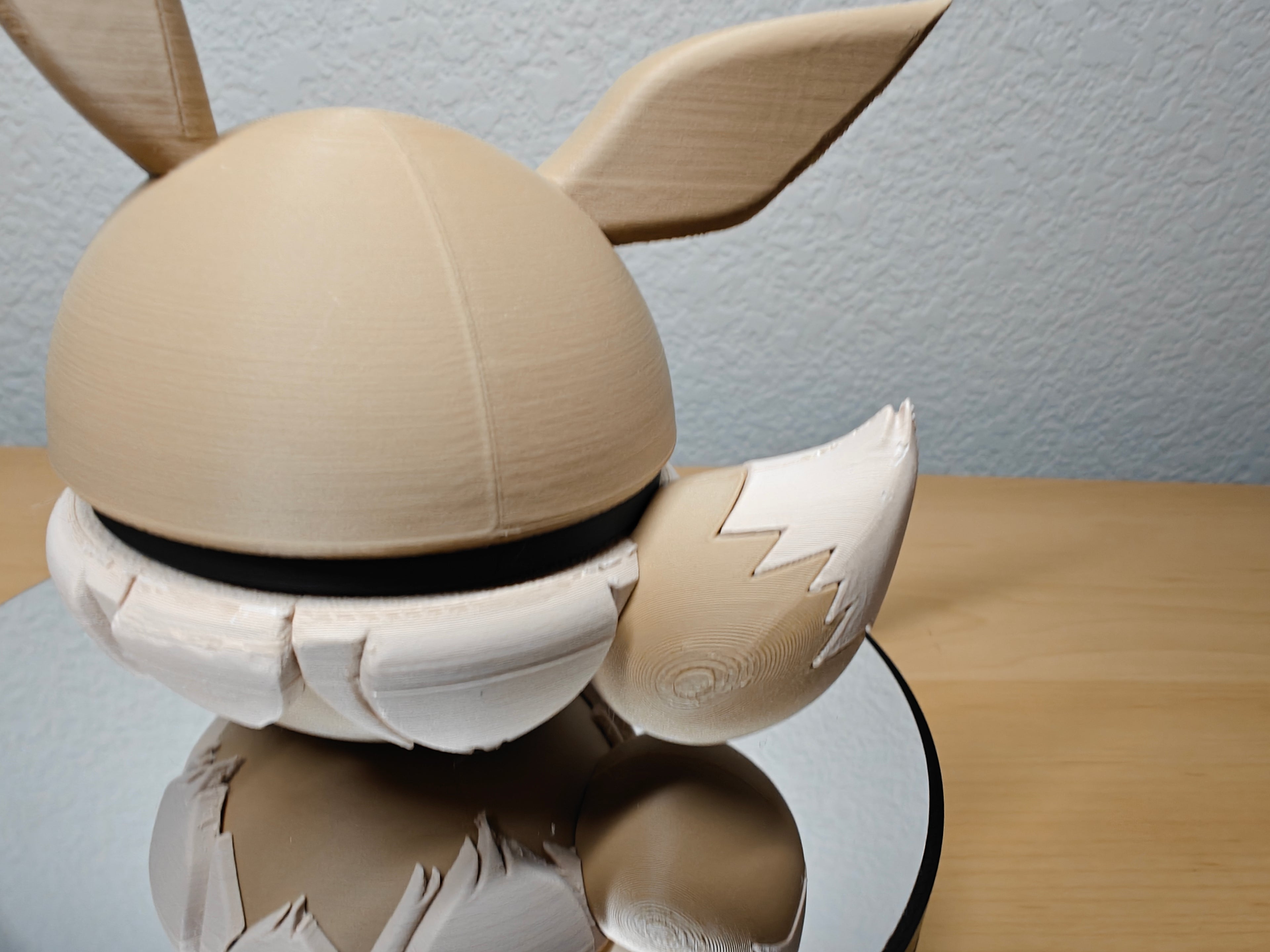 Eevee Ball – Pokémon-Inspired Poké Ball