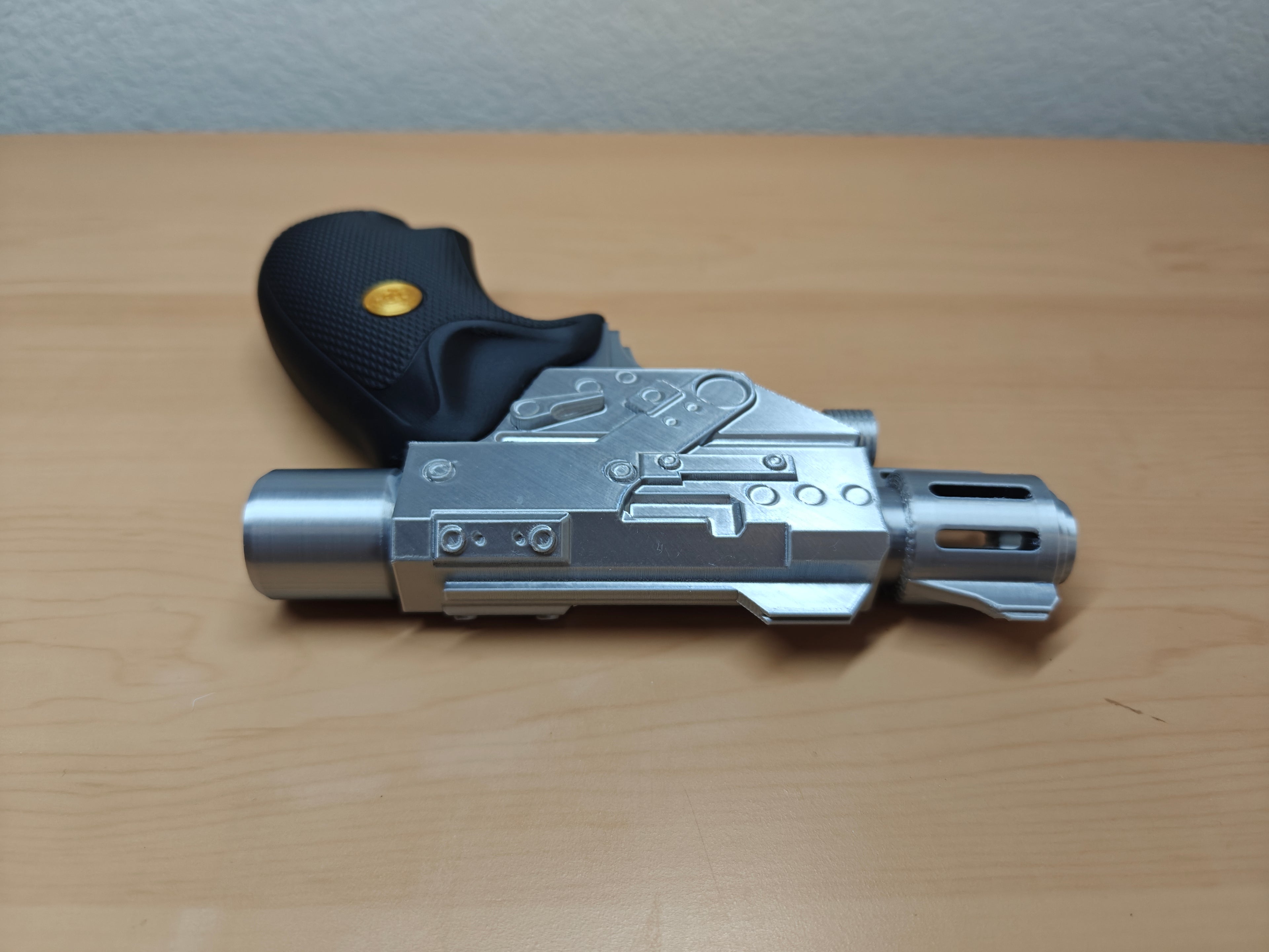Babylon 5 PPG - Collectible Sci-fi Prop