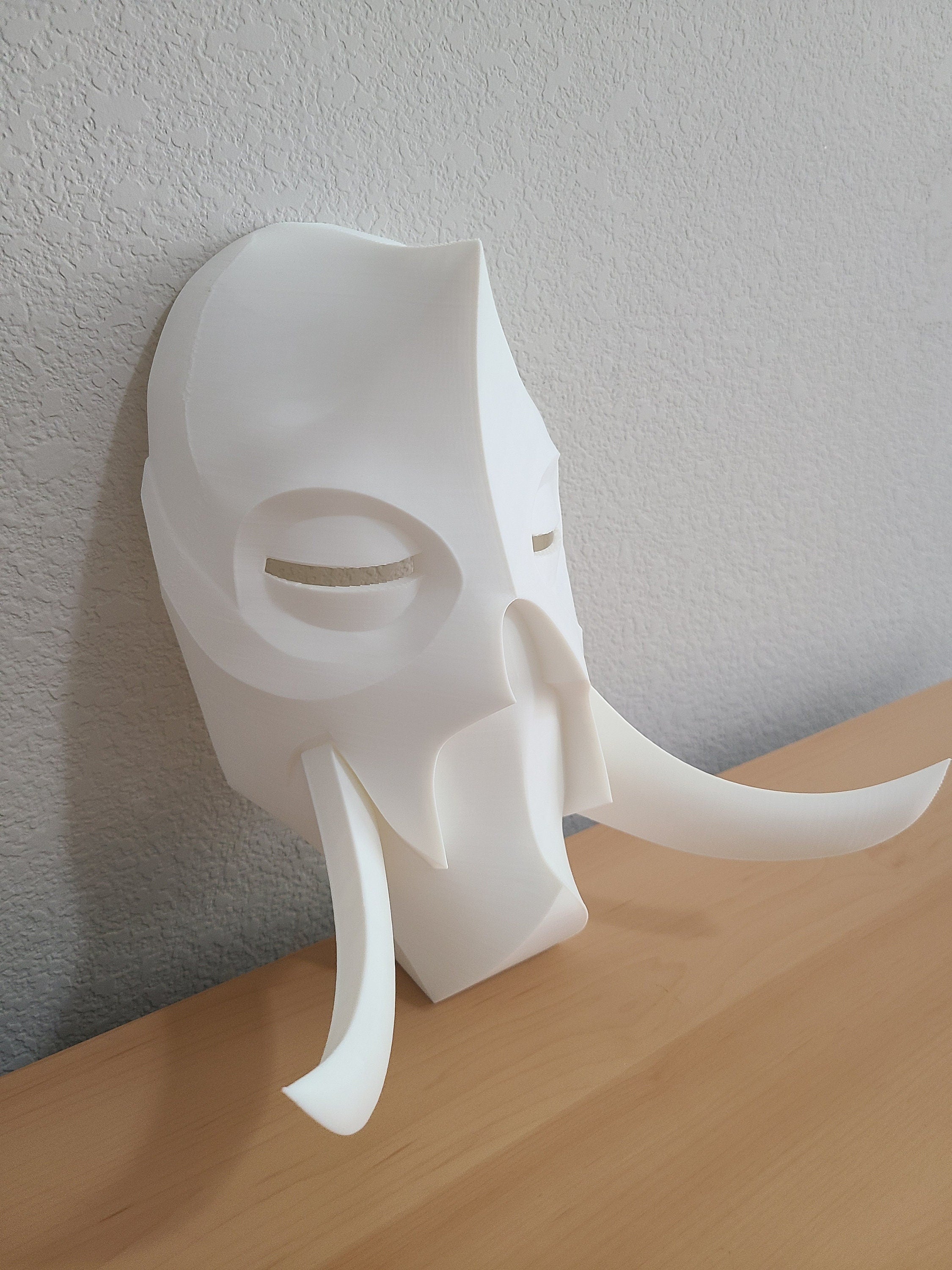 Skyrim Inspired Konahrik Dragon Priest Mask - Embrace the Power of Skyrim!