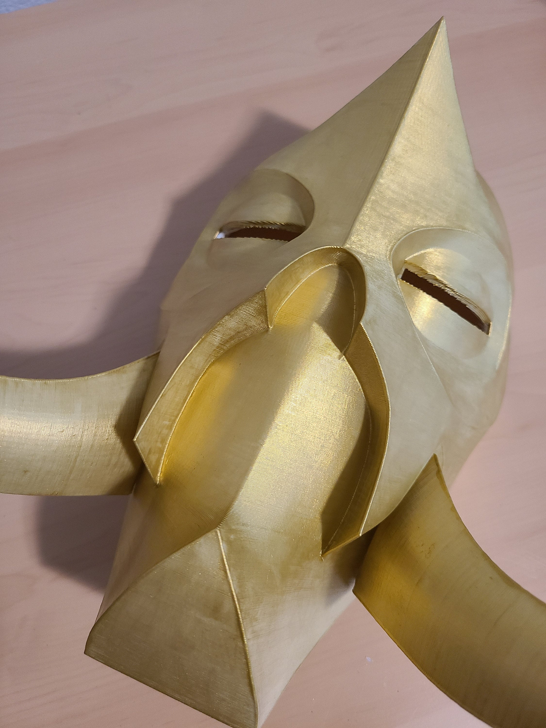 Skyrim Inspired Konahrik Dragon Priest Mask - Embrace the Power of Skyrim!