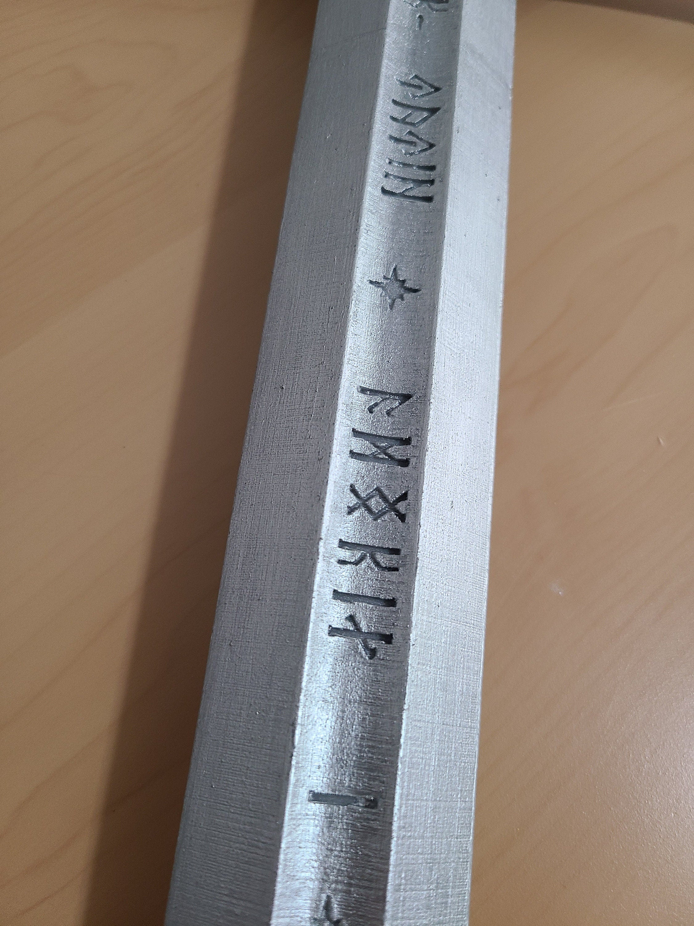 Andúril Sword - Embrace the Legend of Aragorn!