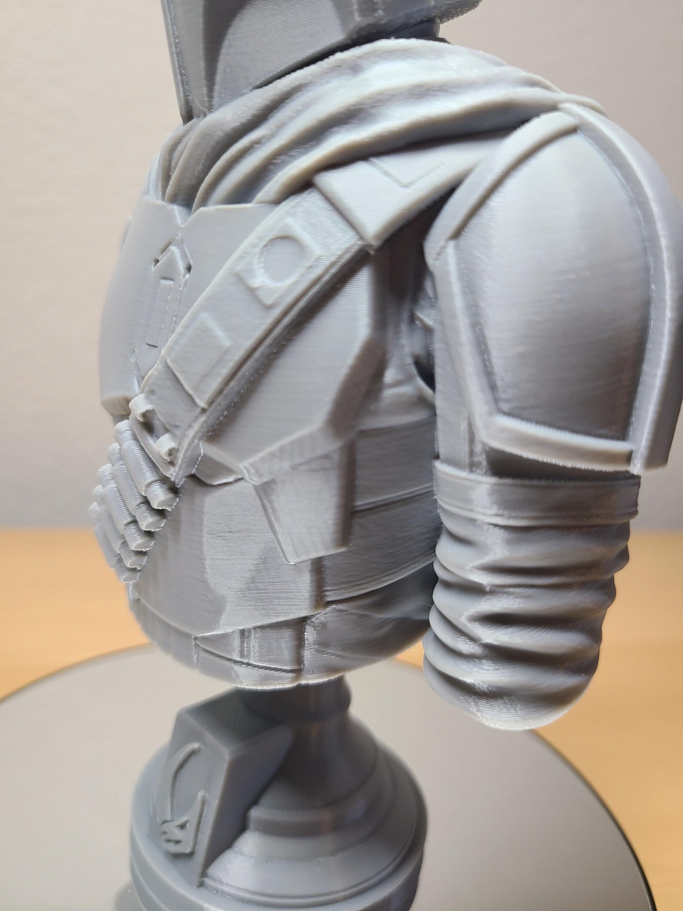 Mandalorian Bust – Detailed Star Wars Collectible