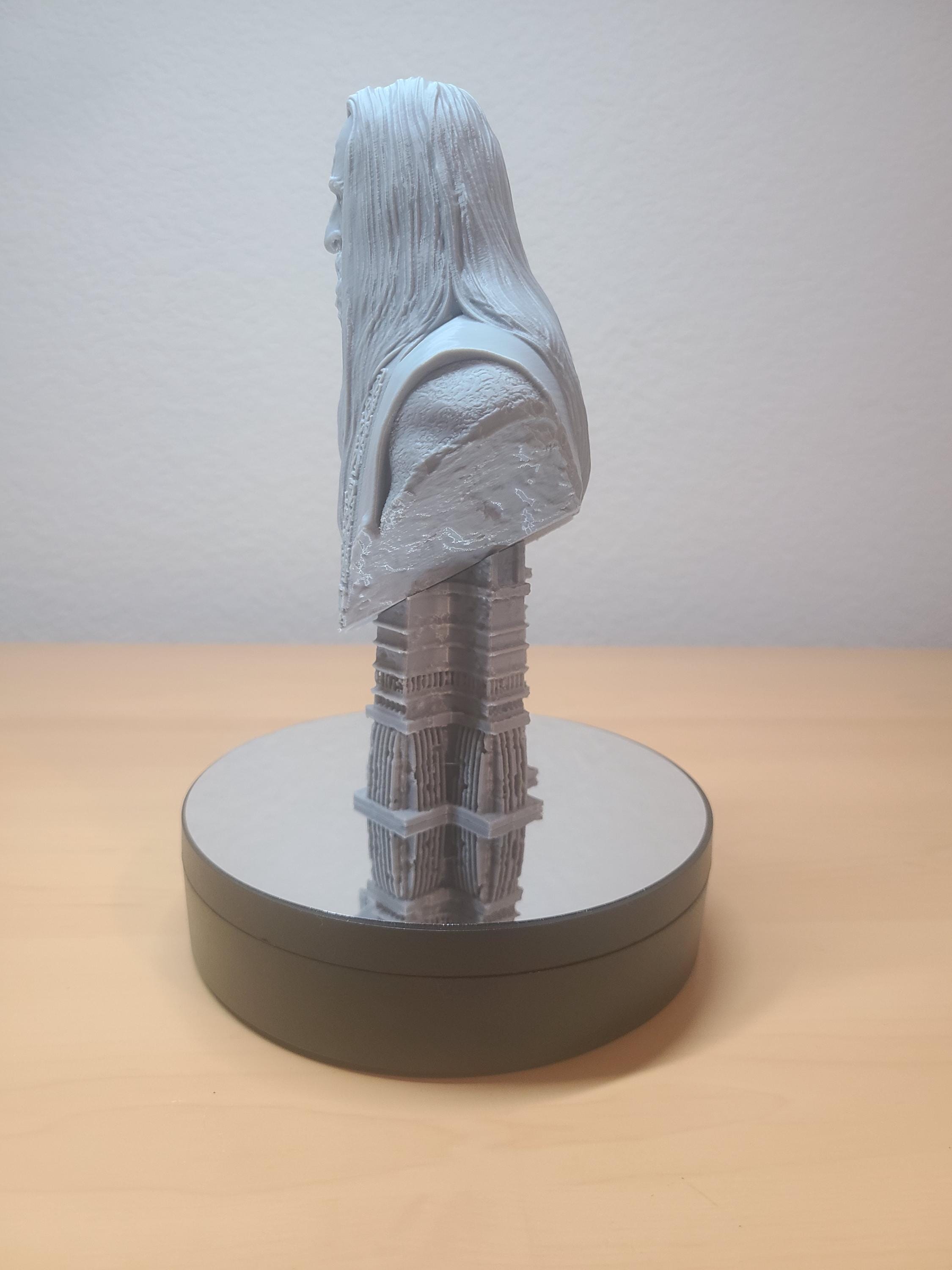 Saruman Bust – Striking Lord of the Rings Collectible