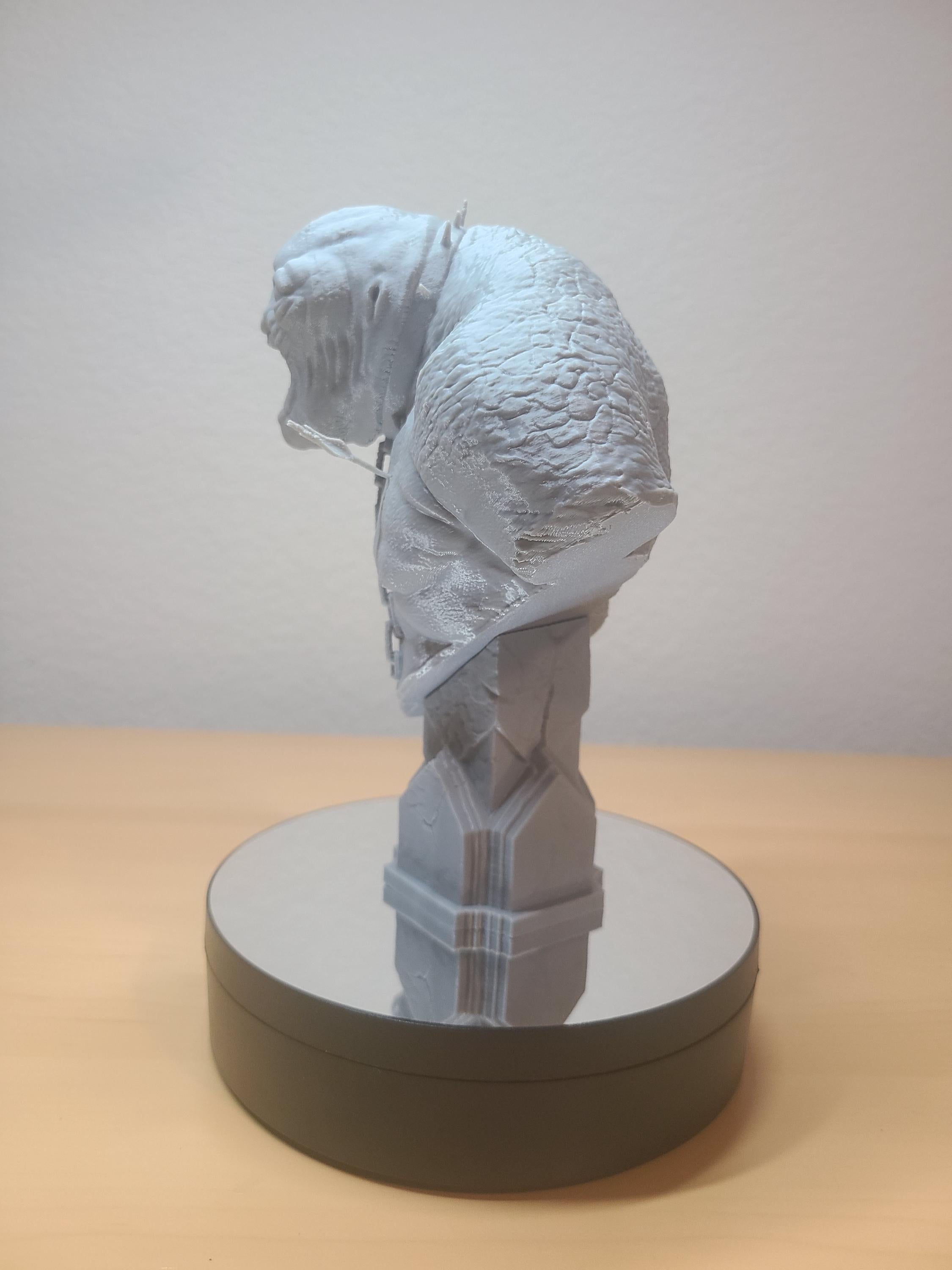 Cave Troll Bust – Epic Lord of the Rings Collectible