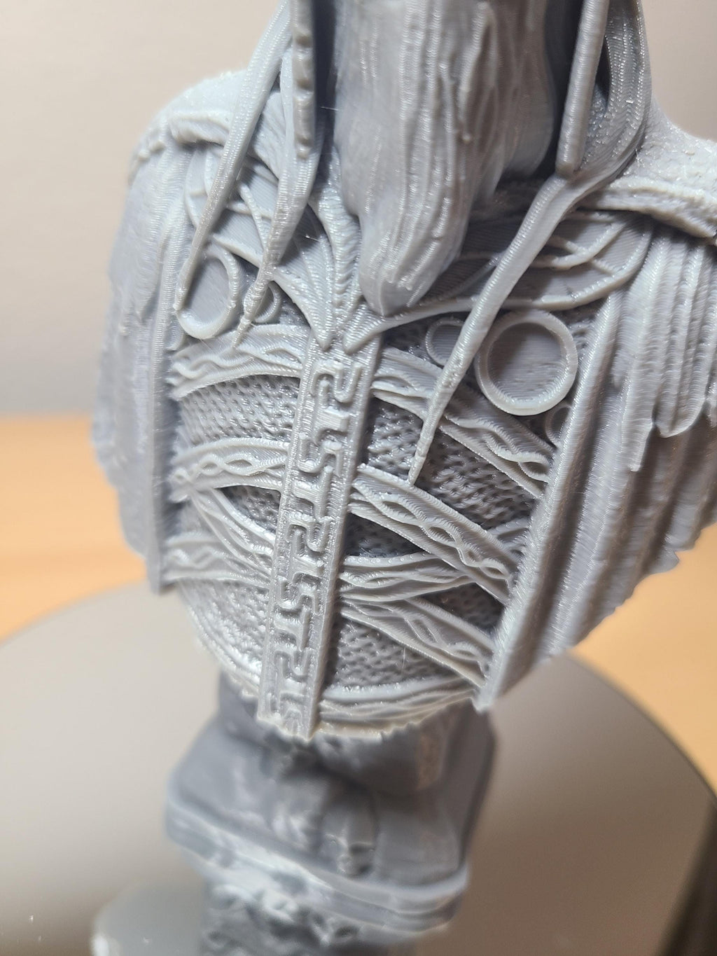 King of the Dead Bust – Haunting Lord of the Rings Collectible
