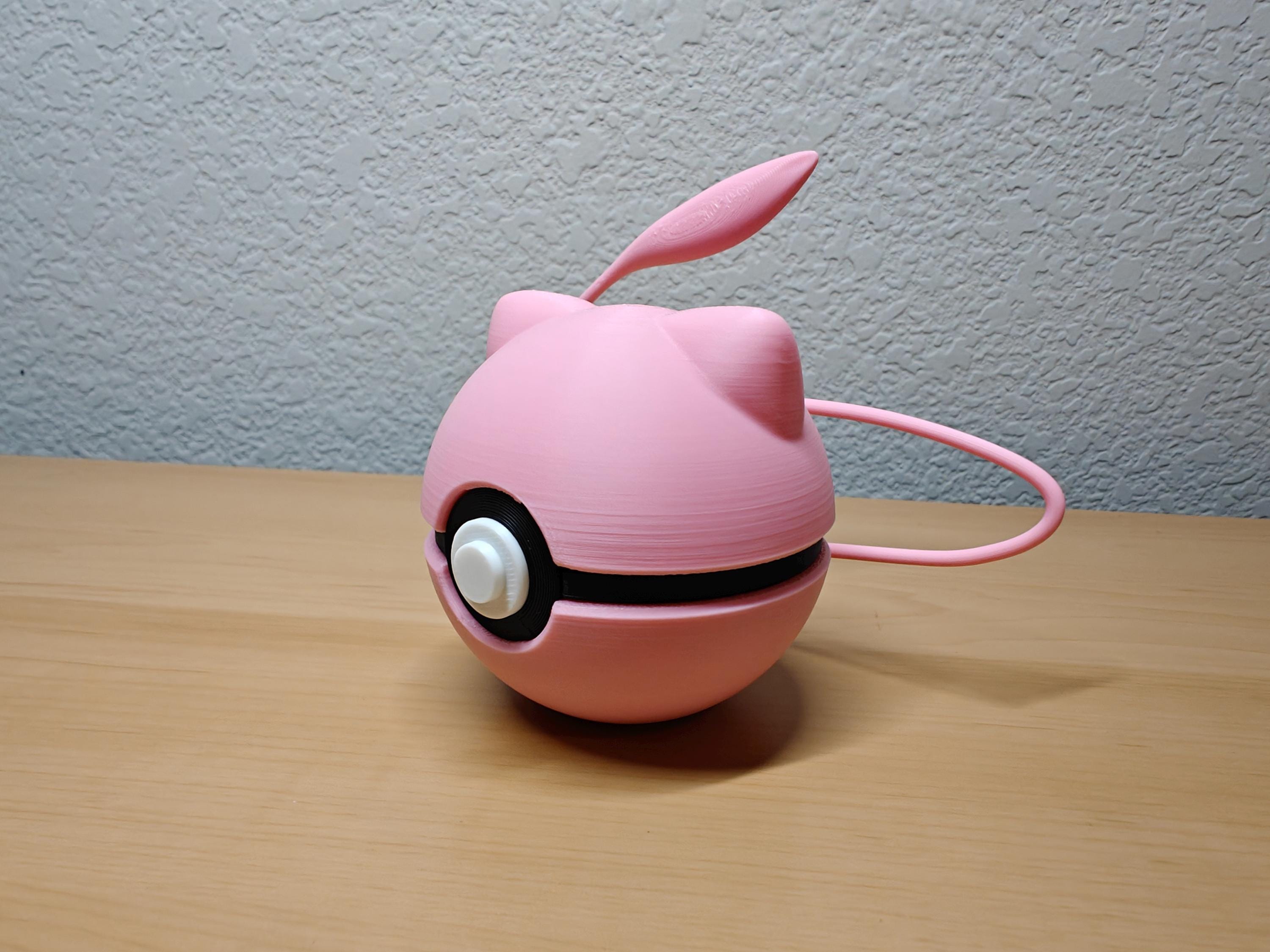 Mew Ball – Pokémon-Inspired Poké Ball