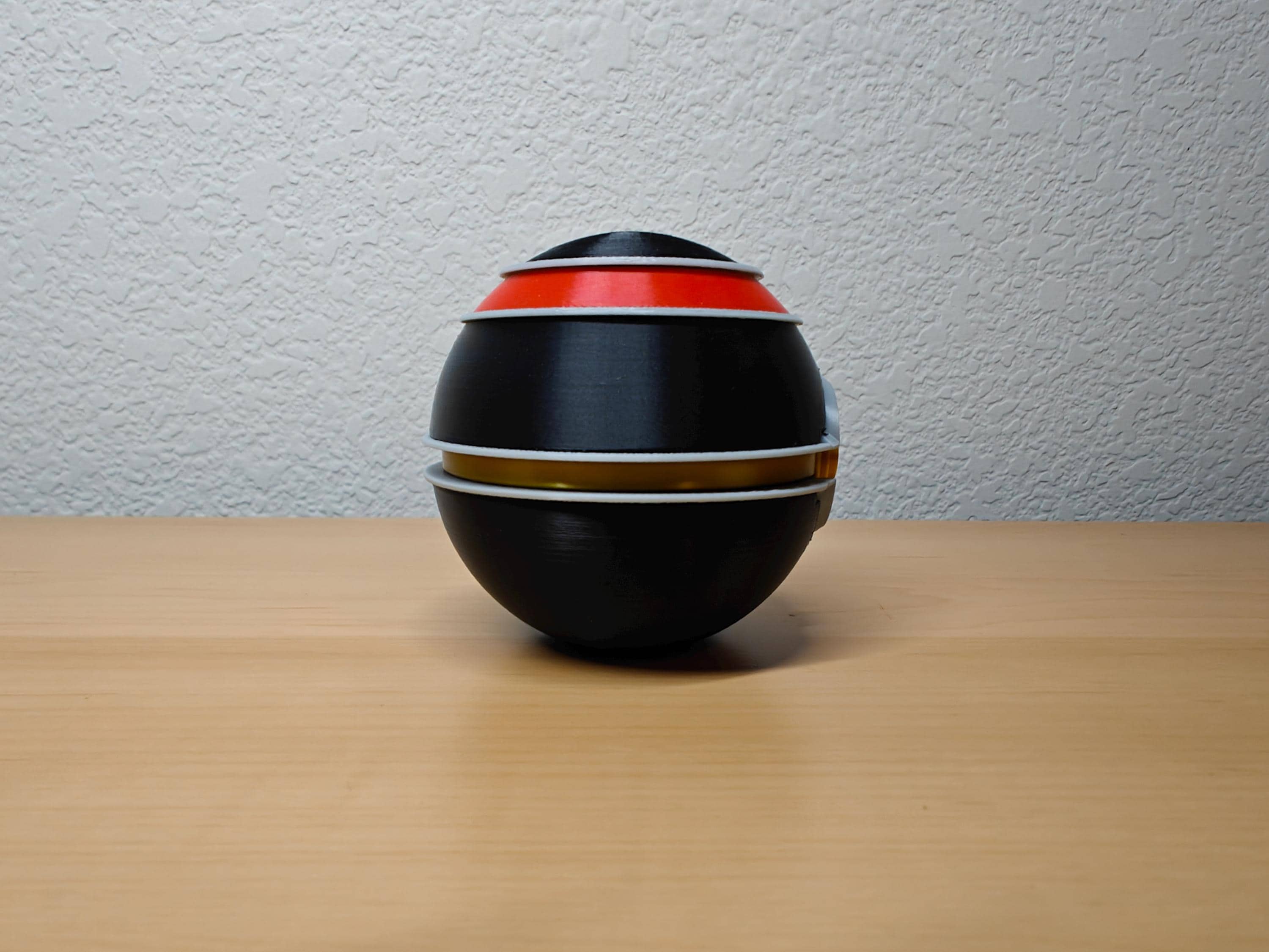 Luxury Ball – Premium Pokémon-Inspired Collectible