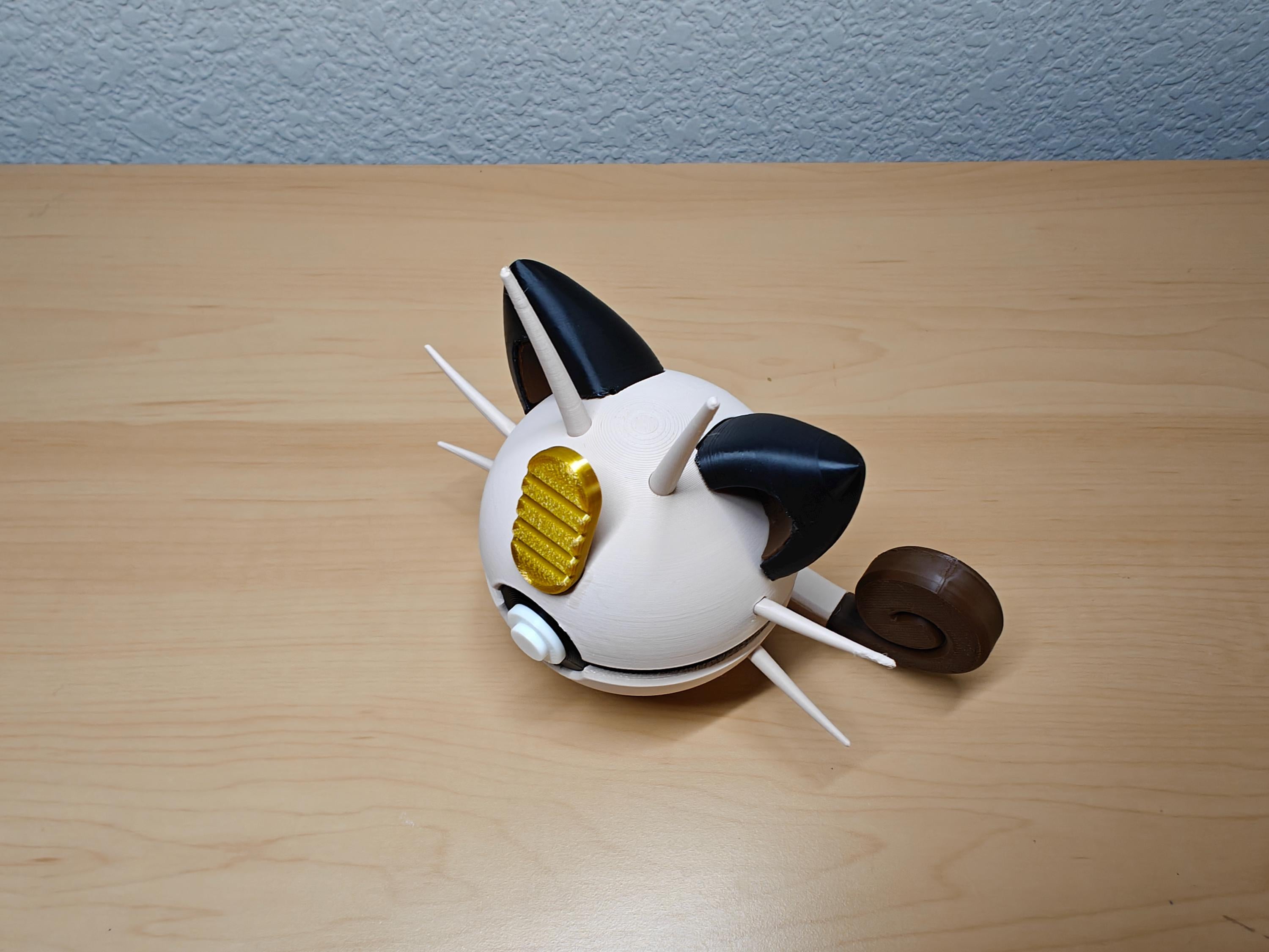 Meowth Ball – Pokémon-Inspired Poké Ball