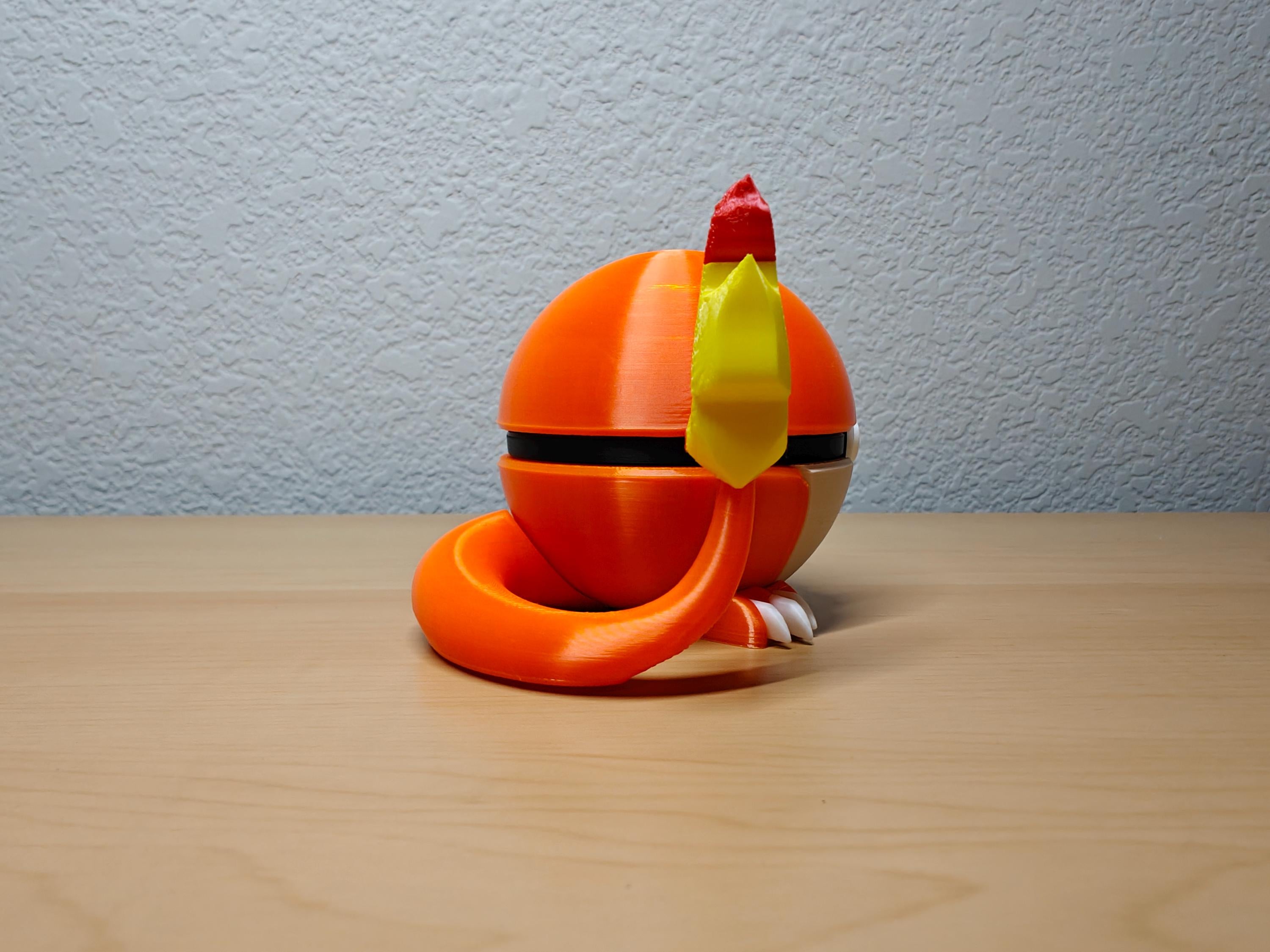 Charmander Ball – Pokémon-Inspired Poké Ball