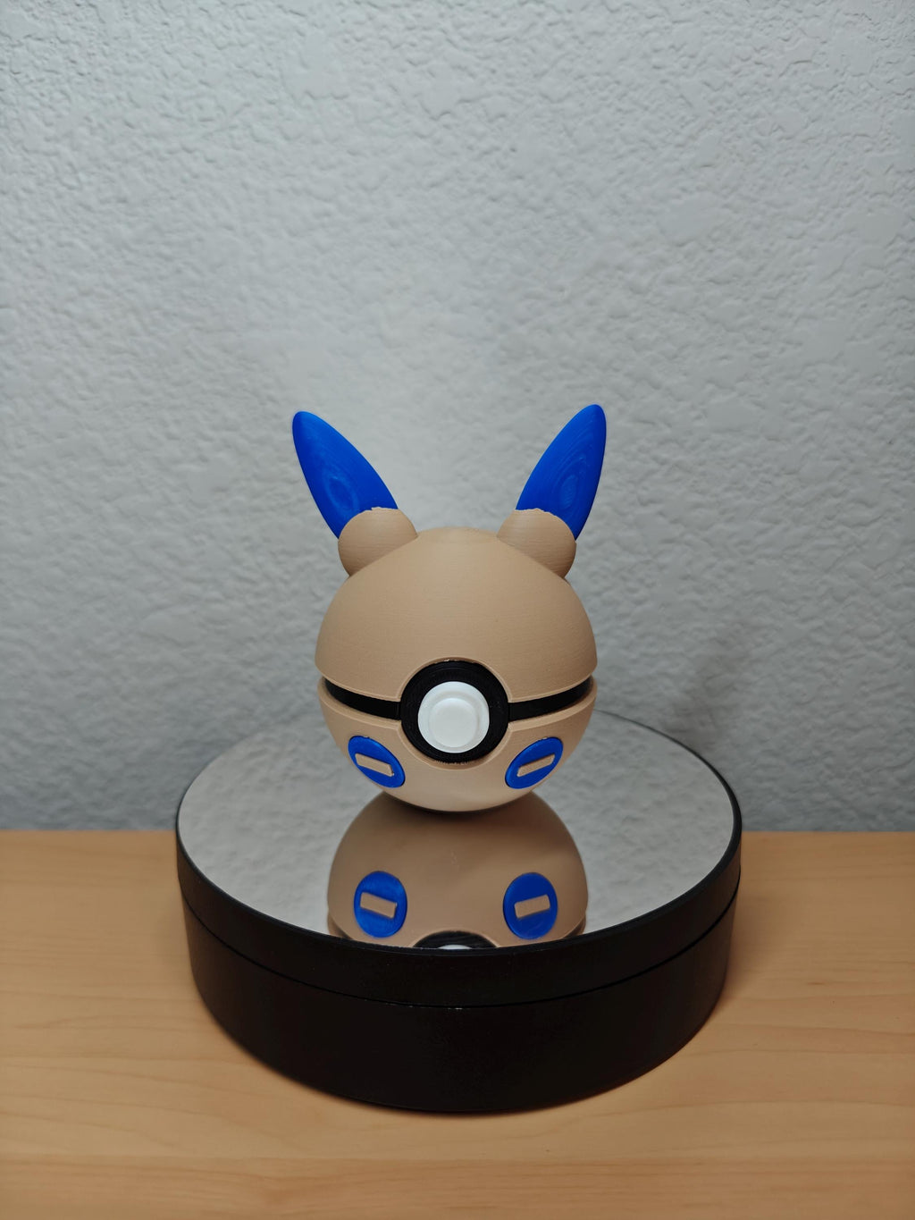 Minun Poké Ball – Pokémon Inspired Collectible