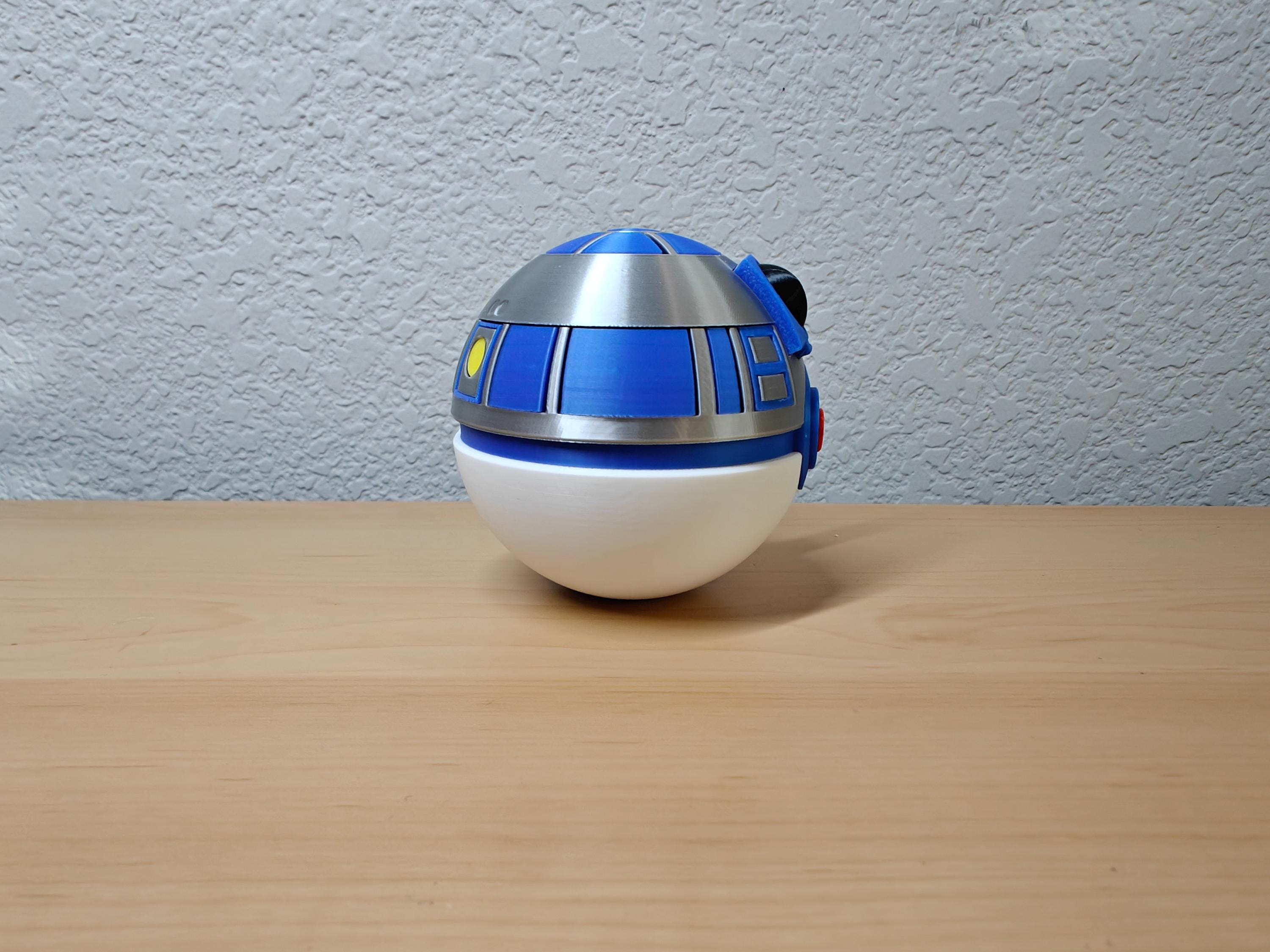 R2-D2 Poké Ball – Star Wars & Pokémon Inspired Mashup Collectible