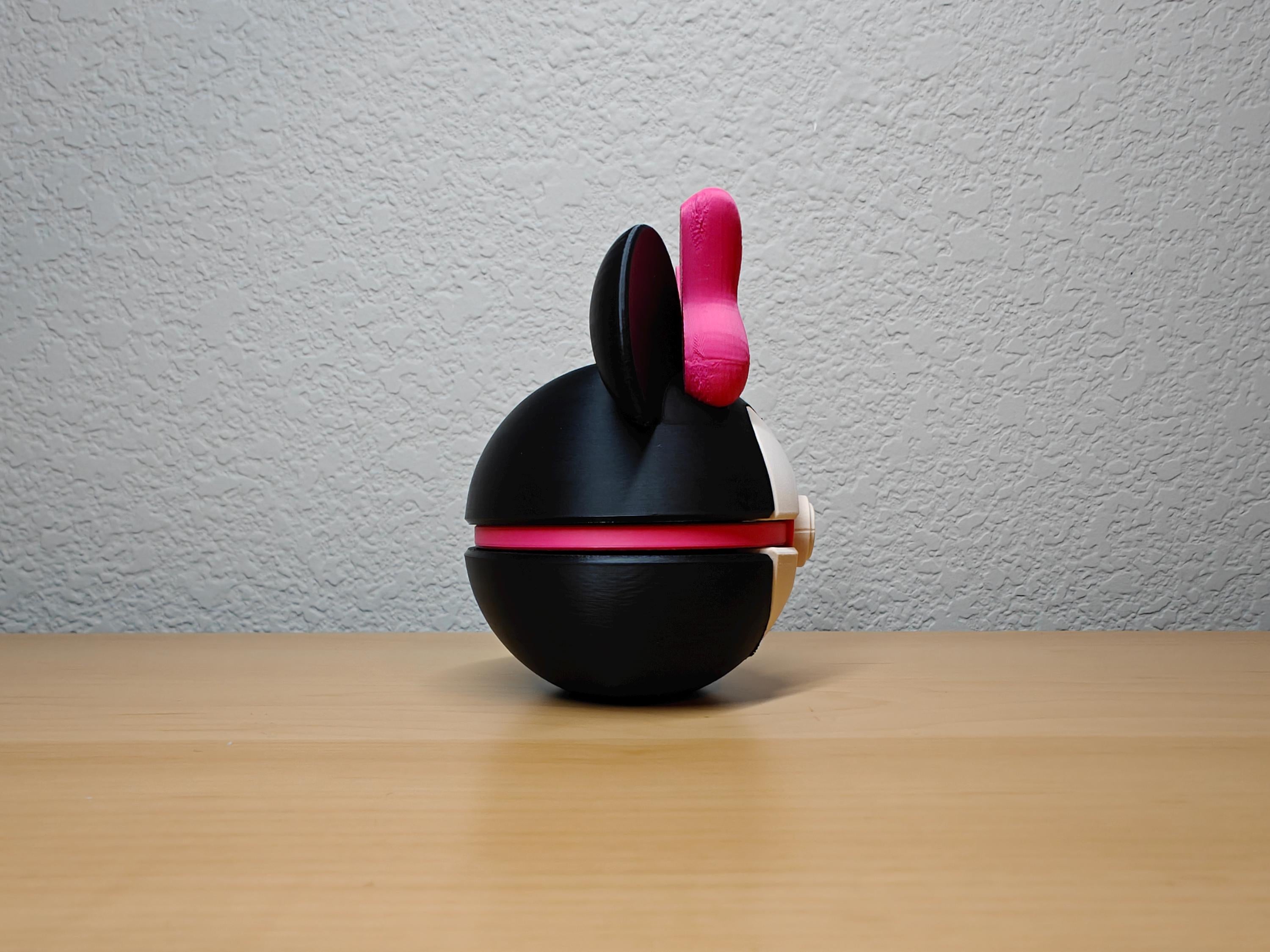 Minnie Mouse Poké Ball – Disney Pokémon Inspired Crossover