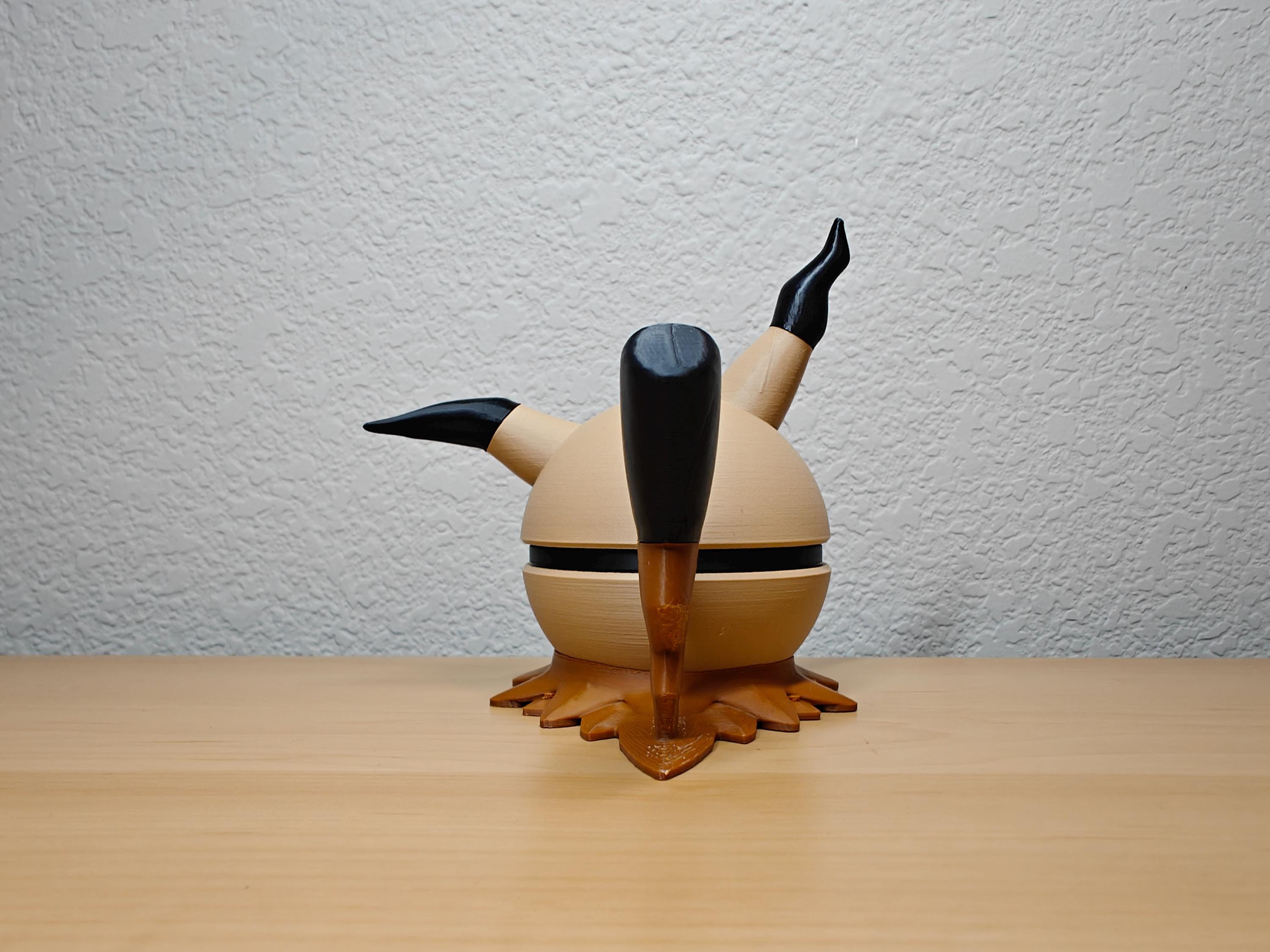 Mimikyu Poké Ball – Pokémon Inspired Collectible