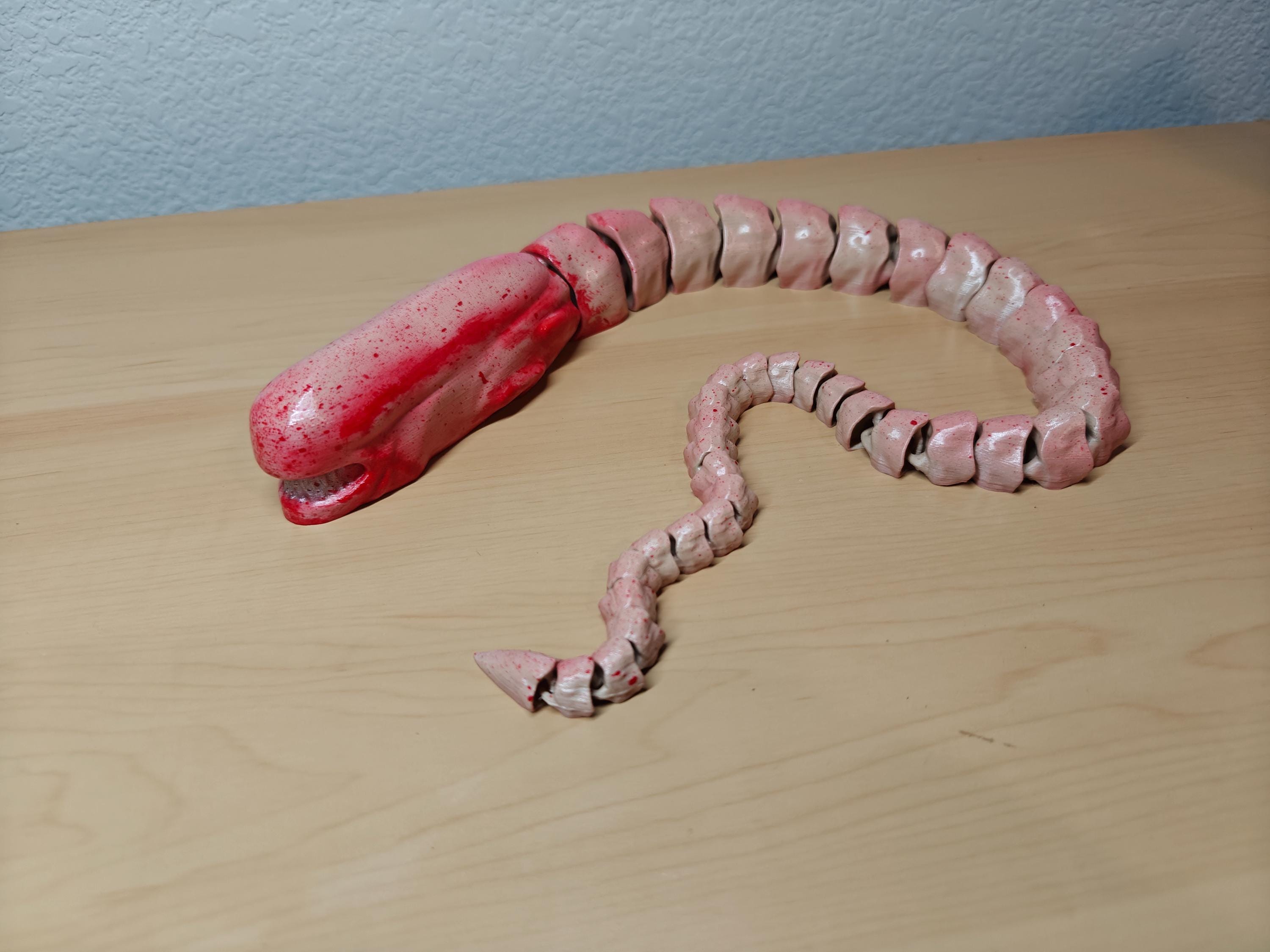 Articulated Chestburster – Detailed Alien Collectible