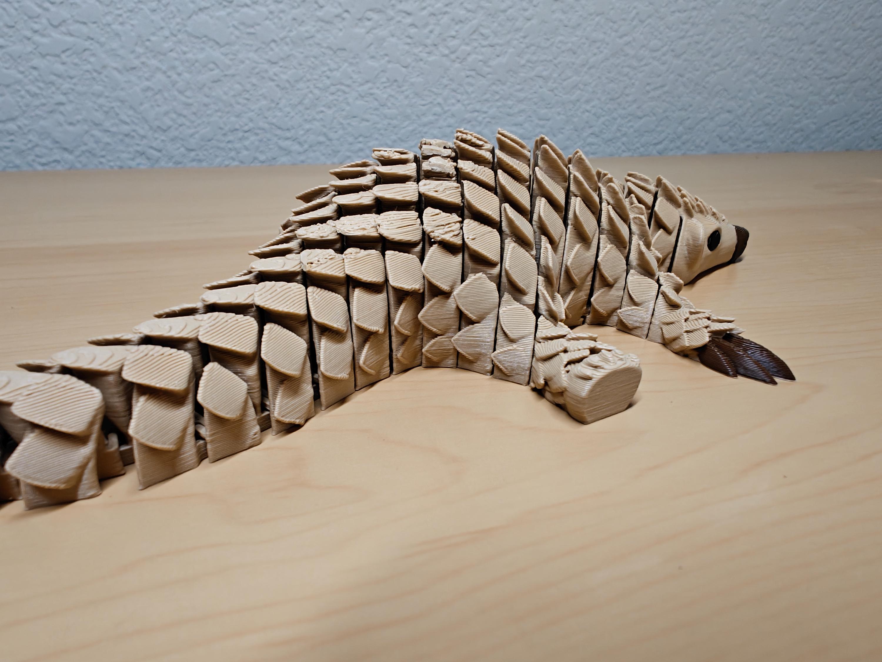 Articulated Pangolin – Flexible Animal Model