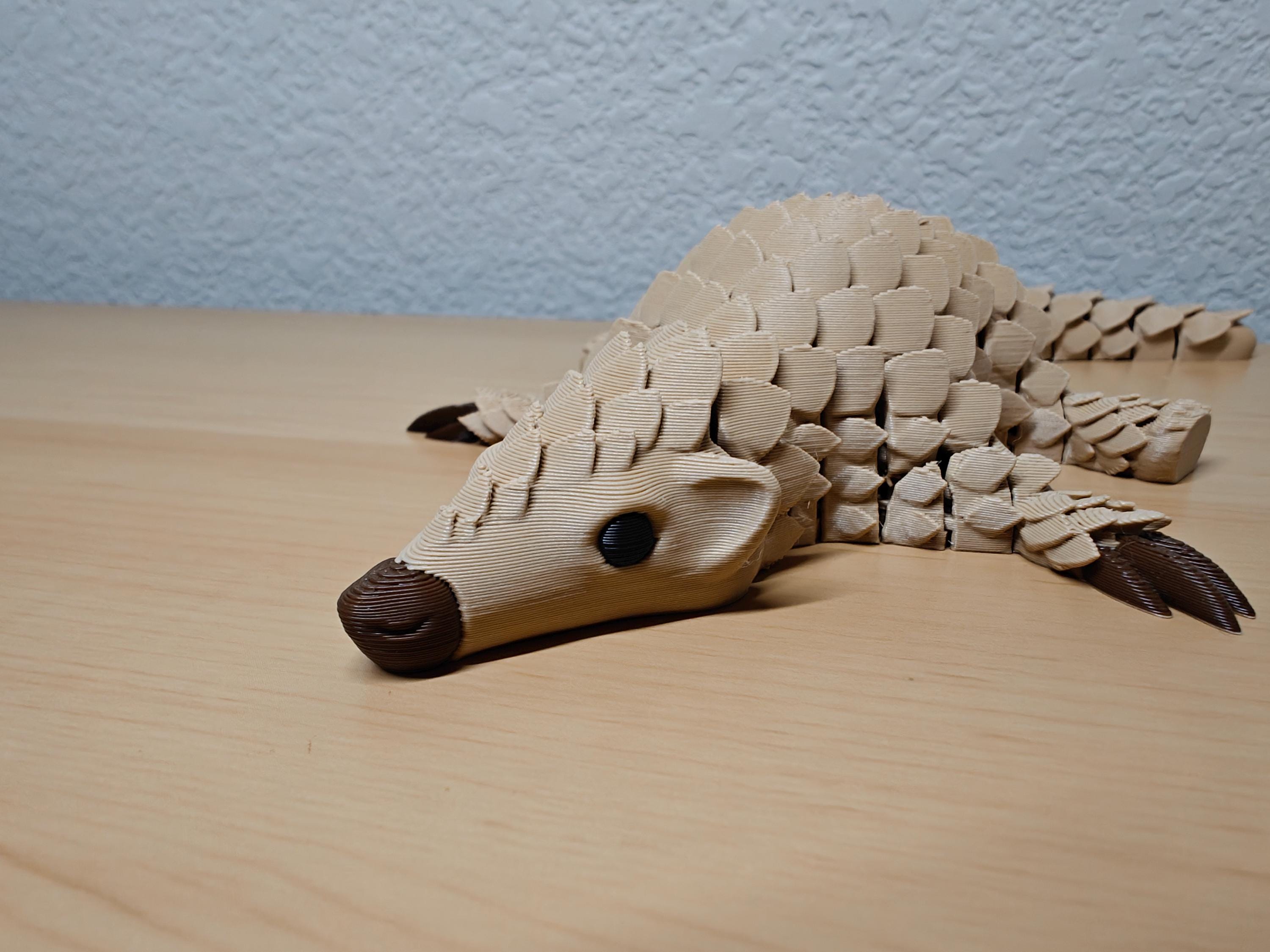 Articulated Pangolin – Flexible Animal Model