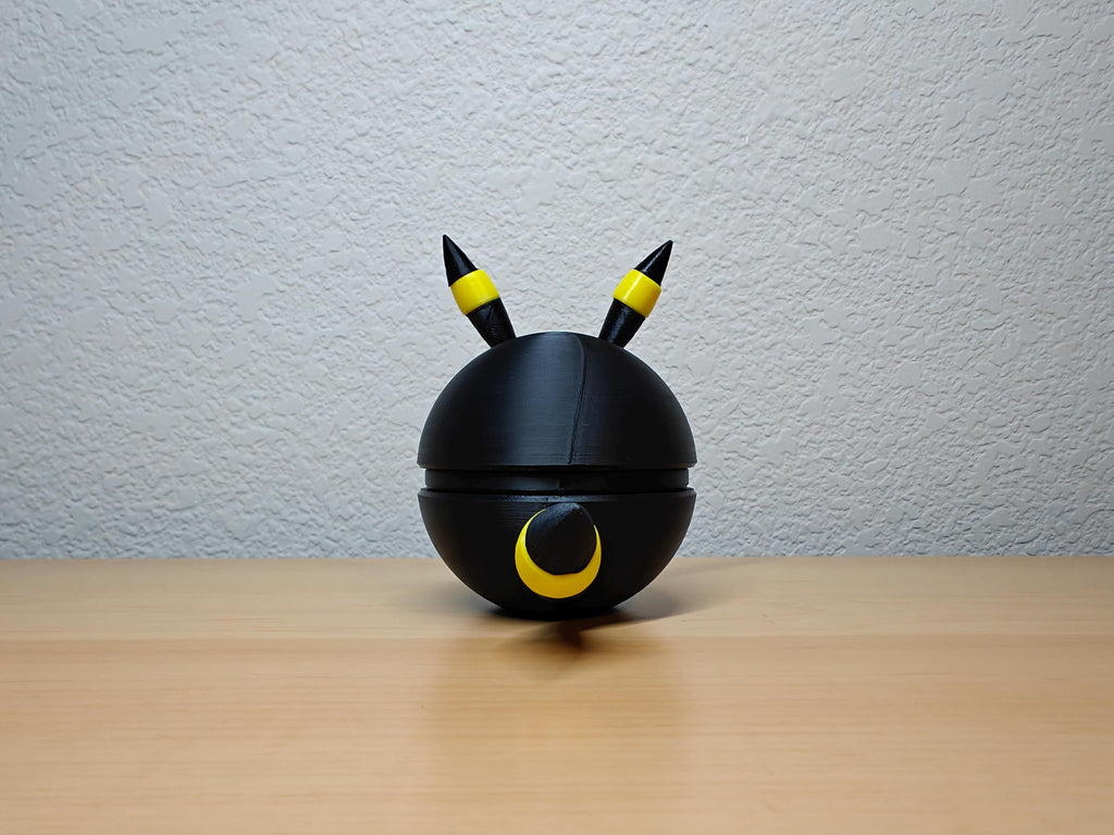 Umbreon Poké Ball – Pokémon Inspired Collectible