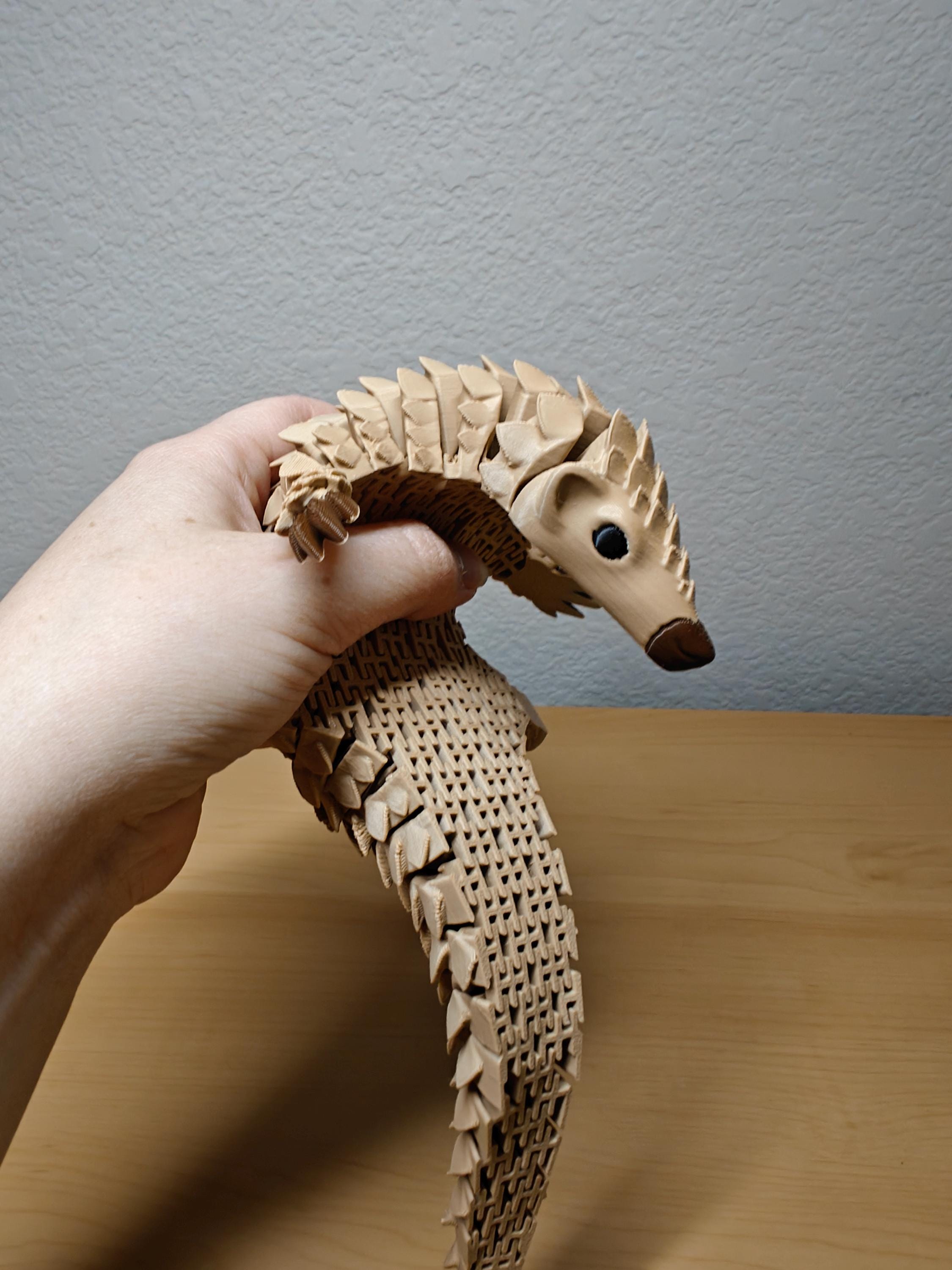 Articulated Pangolin – Flexible Animal Model