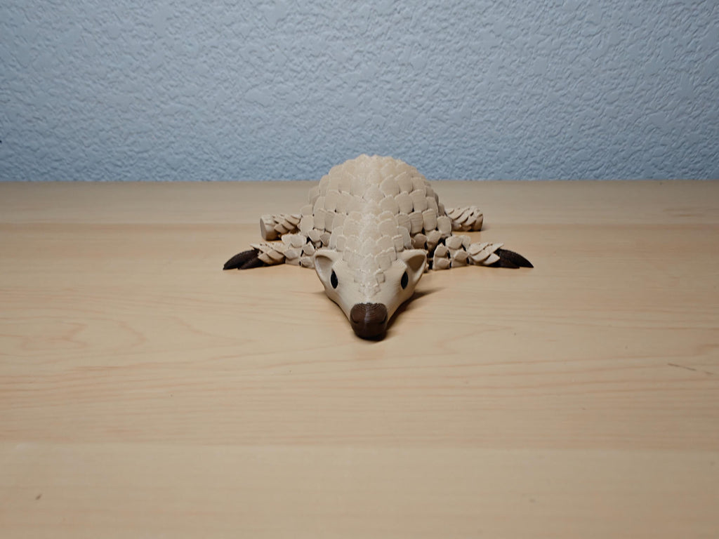 Articulated Pangolin – Flexible Animal Model