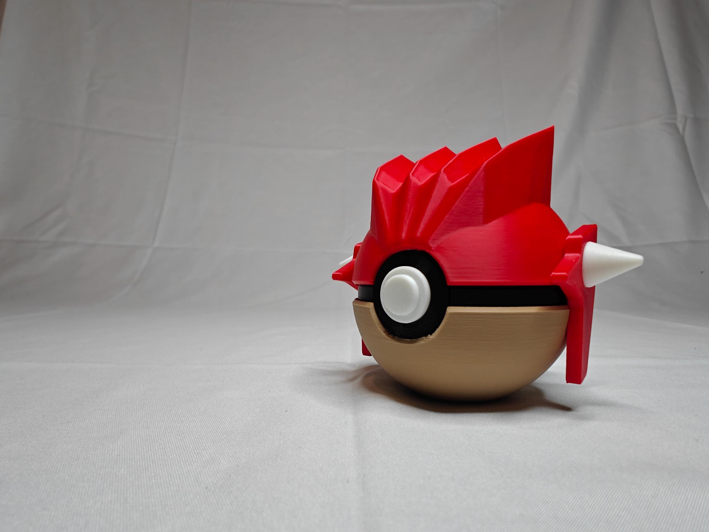 Groudon Poké Ball – Legendary Pokémon Inspired Collectible