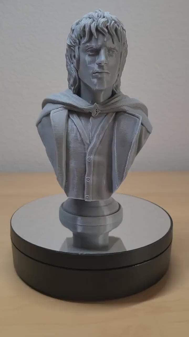 Frodo Baggins Bust – Stunning Lord of the Rings Collectible