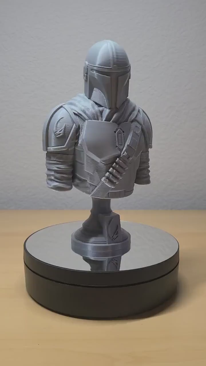 Mandalorian Bust – Detailed Star Wars Collectible