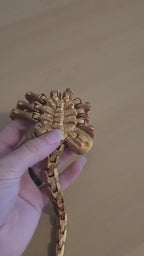Articulated Facehugger - High-Detail Alien Replica